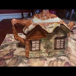 40s Vintage - Price Bros.  English Cottage Ware  Tea Pot - Reg. #845007 -
